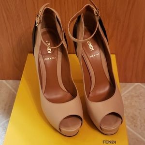 FENDI Spuntata Nappa + VIT St. Lizard